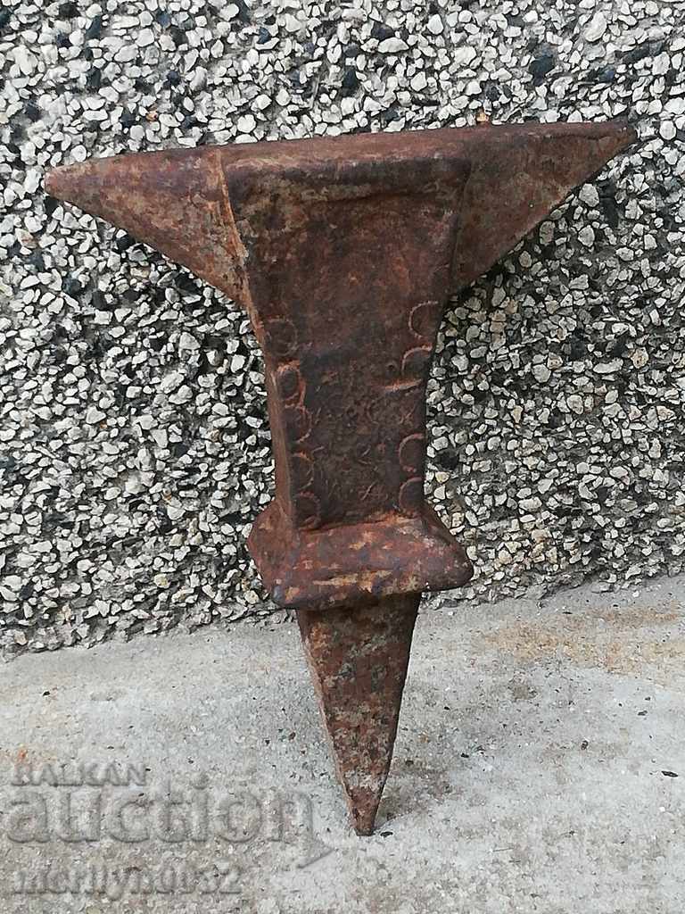 Δημοπρασία Παλιό εργαλείο του σιδηρουργού στο μέσον του 19ου αιώνα