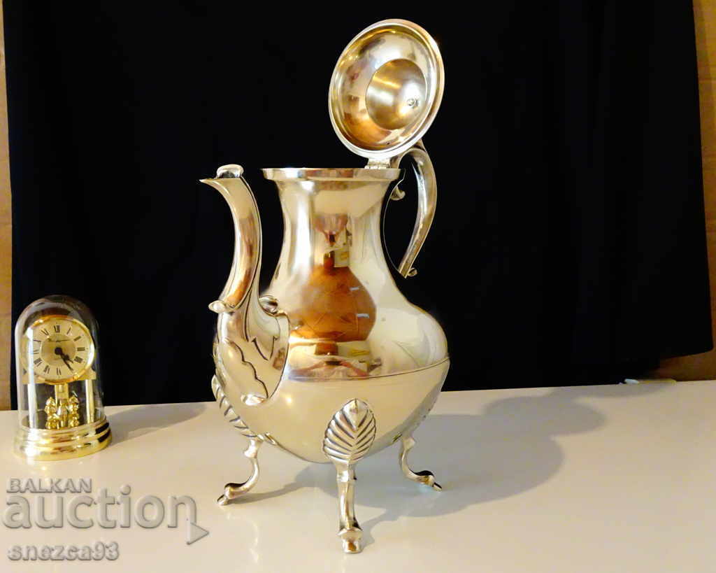 Auction English kettle, teapot, bronze 1.4 kg Auction English kettle, teapot, bronze 1.4 kg