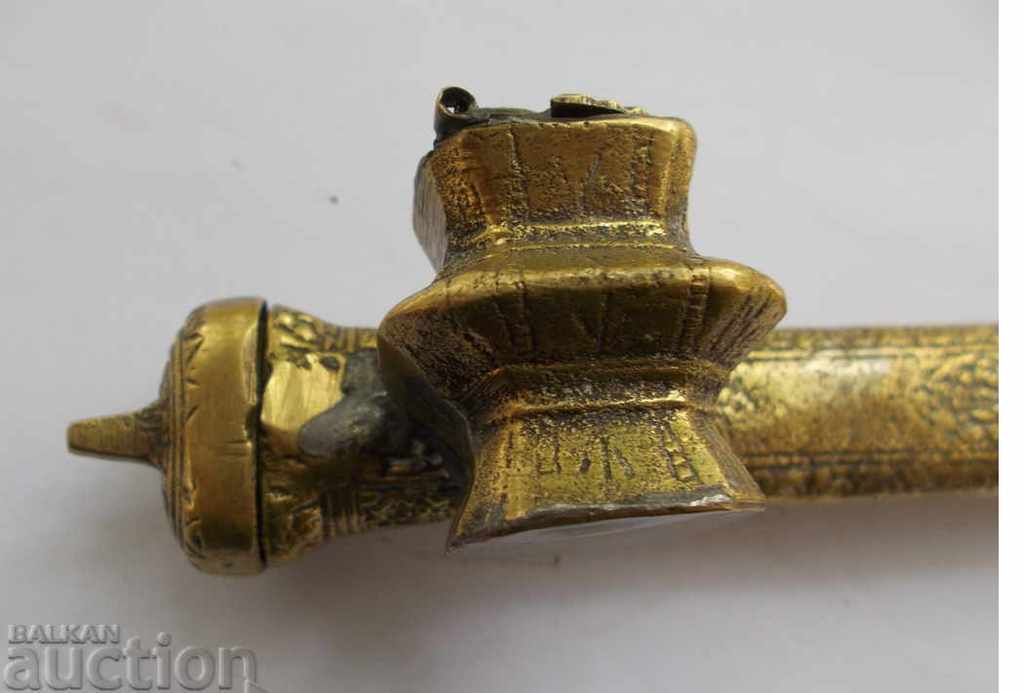 DIVIT OLD OTTOMAN ORIGINAL BRANCH AUTHENTIC with price 195.00 BGN | € 99.70 DIVIT OLD OTTOMAN ORIGINAL BRANCH AUTHENTIC with price 195.00 BGN | € 99.70