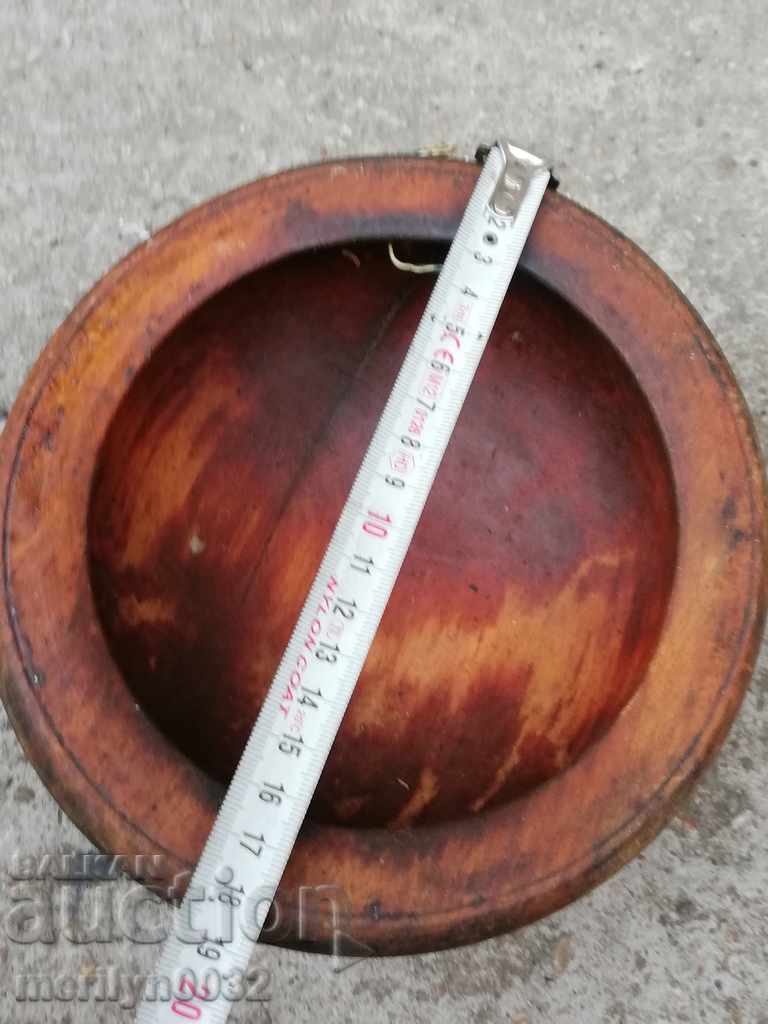 Delivery of Antique wooden bowl wooden bowl