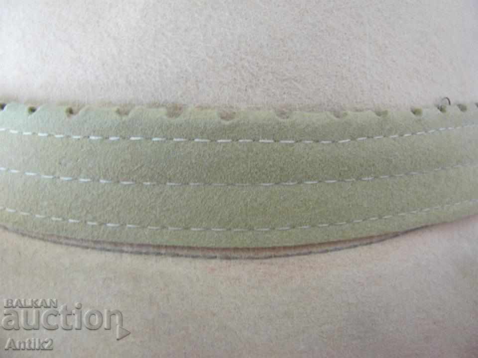 30s Antique Ladies Hat Felt - 7 30s Antique Ladies Hat Felt - 7