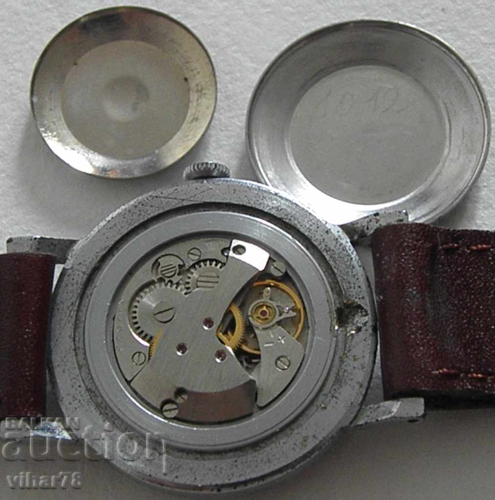 Auction MEN'S CLOCK ZARYA-ZARIA Auction MEN'S CLOCK ZARYA-ZARIA