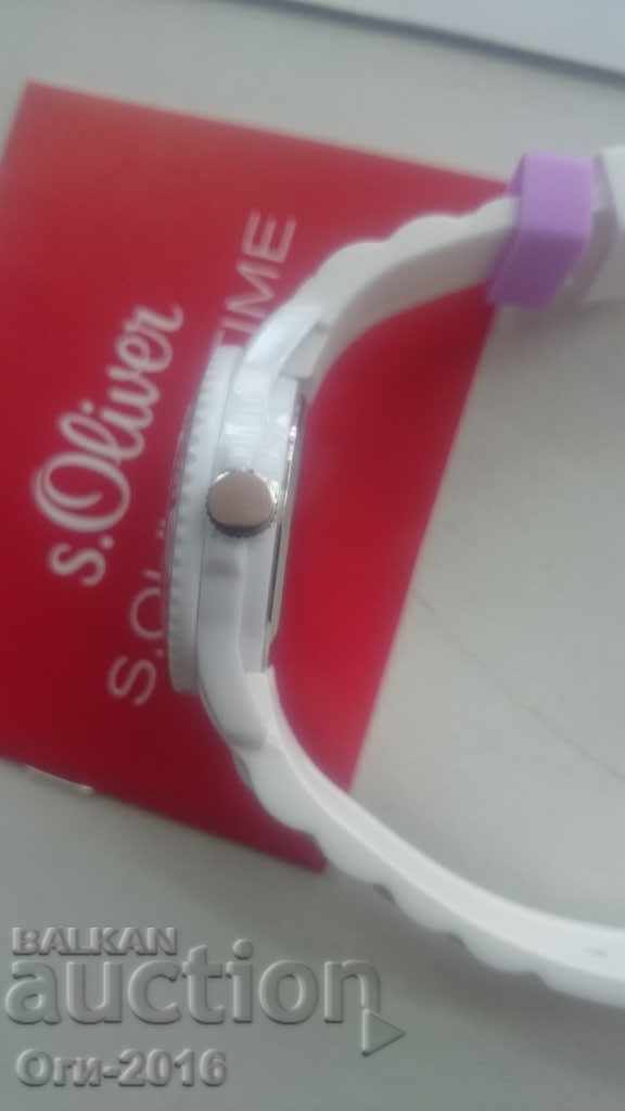 Auction  Clock s.Oliver