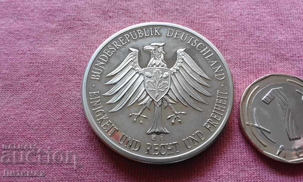 Amazing German medal with Kaiser Wilhelm II - 2 with price 20.00 BGN | € 10.23