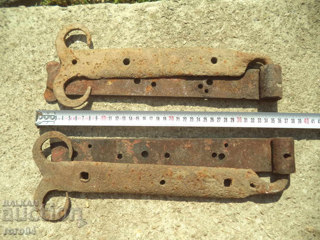 OLD OLD MASSIVE HAND FORGED SHOES - Pair with price 47.00 BGN | € 24.03 OLD OLD MASSIVE HAND FORGED SHOES - Pair with price 47.00 BGN | € 24.03