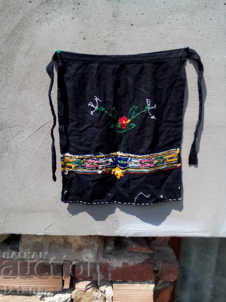 Auction  Old children's apron, bib, skirt