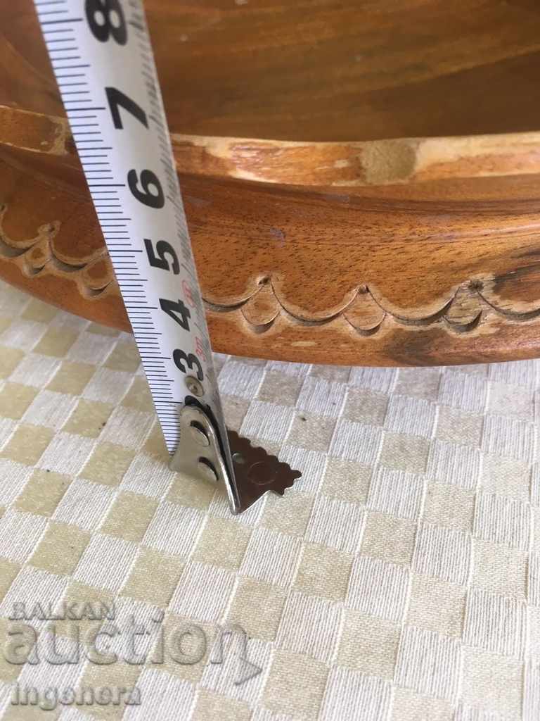 Auction FRUCTIERA WOOD CARVING Auction FRUCTIERA WOOD CARVING