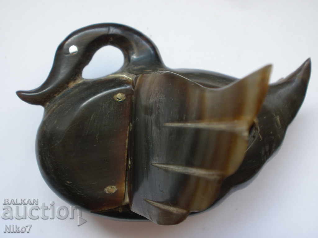 Delivery of Old horn box. Delivery of Old horn box.