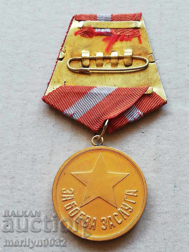 Медал ЗА БОЕВА ЗАСЛУГА БНА НРБ знак с цена 42.00 лв. | € 21.47 Медал ЗА БОЕВА ЗАСЛУГА БНА НРБ знак с цена 42.00 лв. | € 21.47