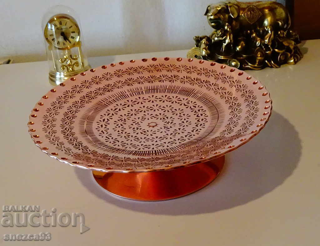 Доставка на Медна фруктиера,поднос за торта 2 кг. Доставка на Медна фруктиера,поднос за торта 2 кг.