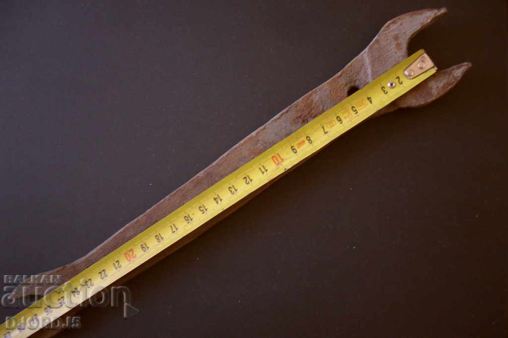 An old key with price 2.00 BGN | € 1.02 An old key with price 2.00 BGN | € 1.02