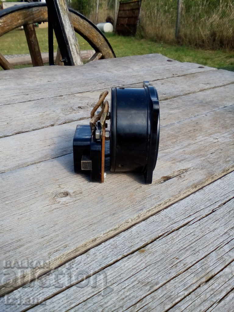 Δημοπρασία Παλαιό σύστημα μέτρησης, όργανο μέτρησης, αμπερόμετρο Δημοπρασία Παλαιό σύστημα μέτρησης, όργανο μέτρησης, αμπερόμετρο