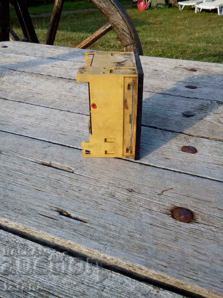 Δημοπρασία Παλιό ρολόι μοτοσυκλέτας Δημοπρασία Παλιό ρολόι μοτοσυκλέτας