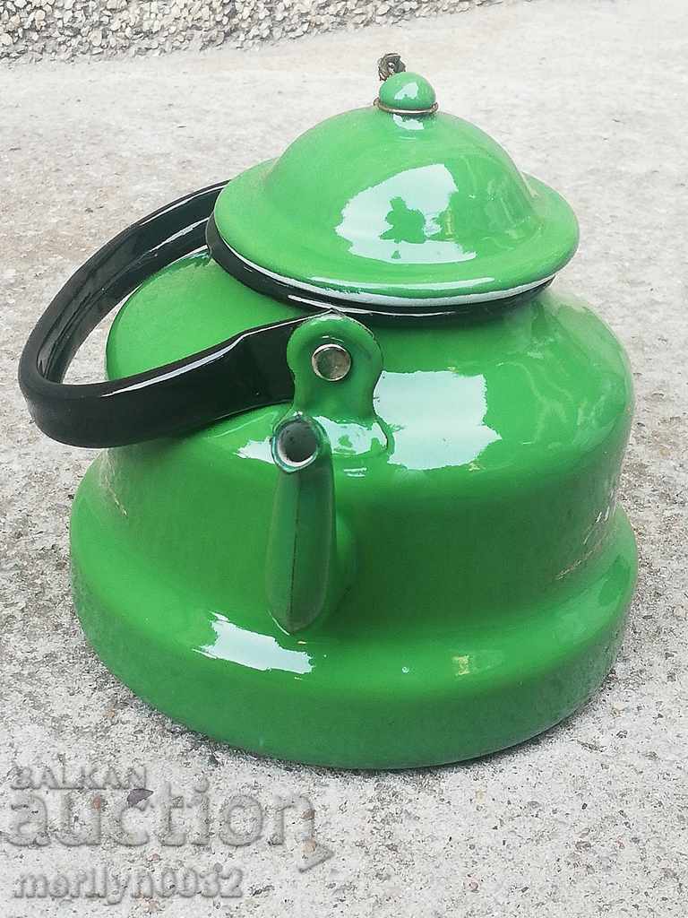 Auction Enameled kettle with enamel Auction Enameled kettle with enamel
