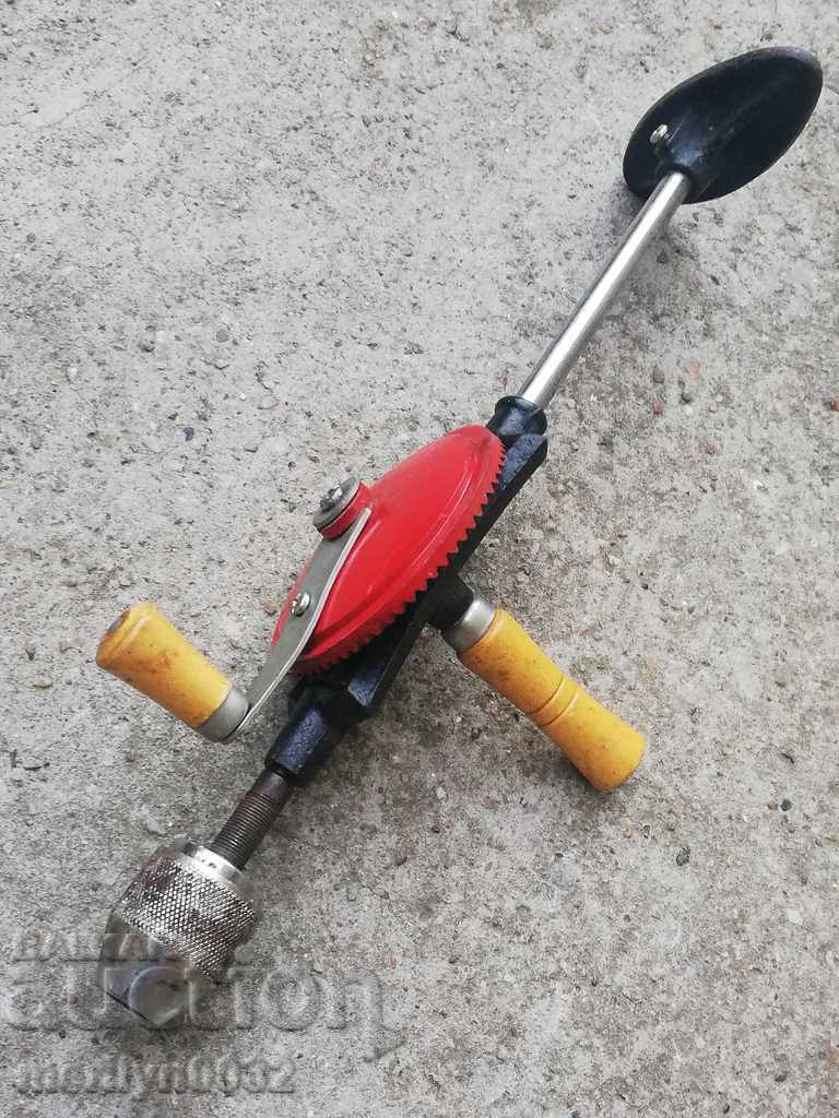 Delivery of Old carpentry drill bit burr tool Delivery of Old carpentry drill bit burr tool