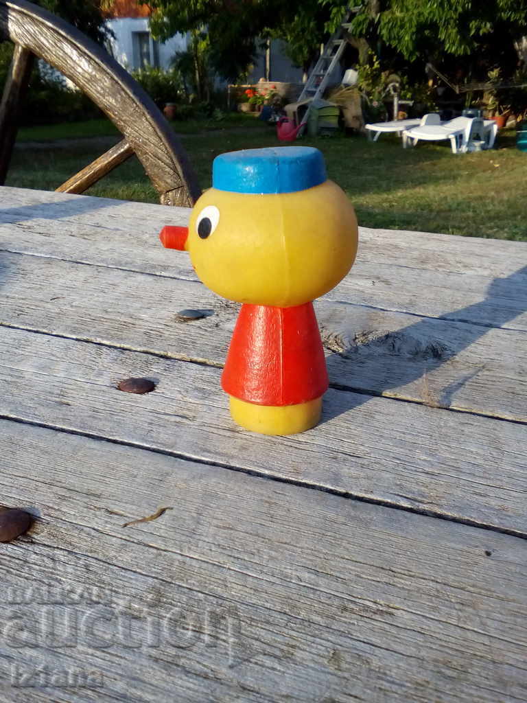 Delivery of Old rubber toy