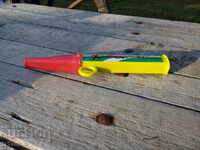 Jucărie veche, fluier