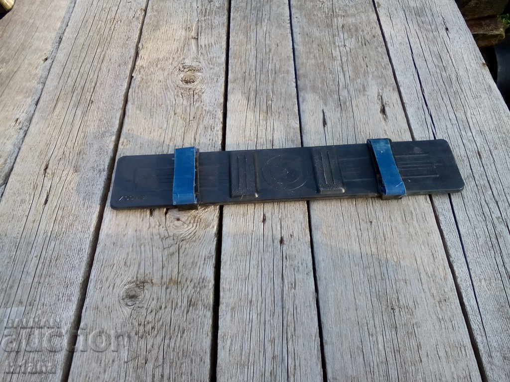 Старо авто огледало с цена 12.00 лв. | € 6.14 Старо авто огледало с цена 12.00 лв. | € 6.14