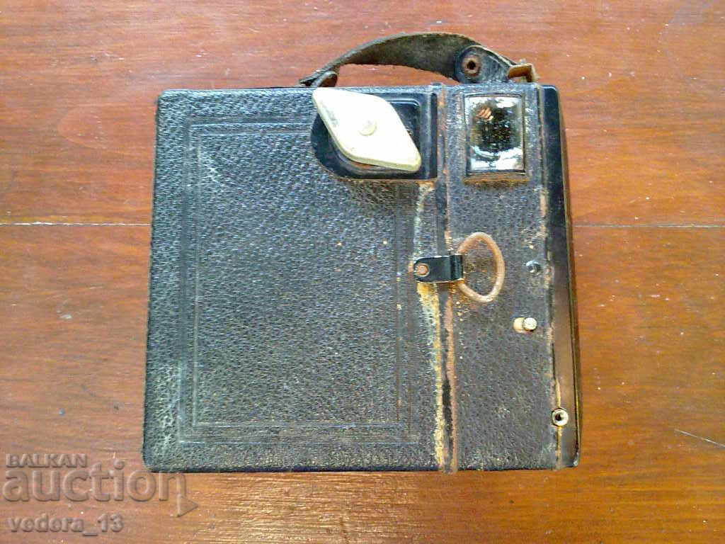 Auction  old ZEISS IKON camera