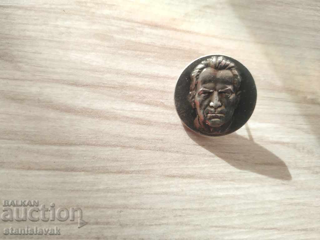Badge with the image of Anton Ivanov