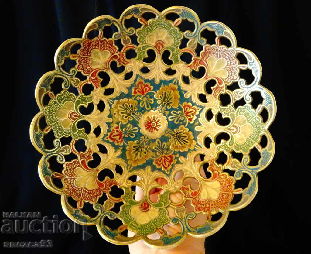 Auction Bronze Fruit Bowl British India, Cloisonné Enamel Auction Bronze Fruit Bowl British India, Cloisonné Enamel