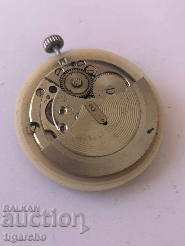 Flight watch winder with price 18.00 BGN | € 9.20 Flight watch winder with price 18.00 BGN | € 9.20