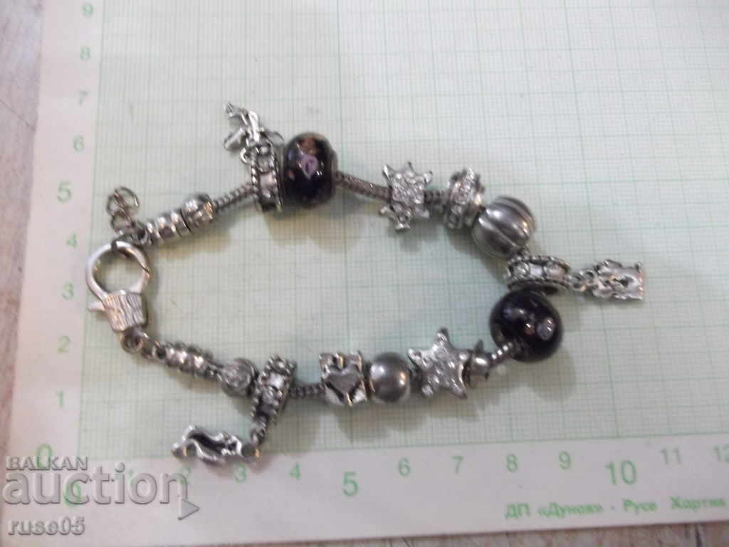 Auction Imitation jewelry chain - 37,89 gr. Auction Imitation jewelry chain - 37,89 gr.