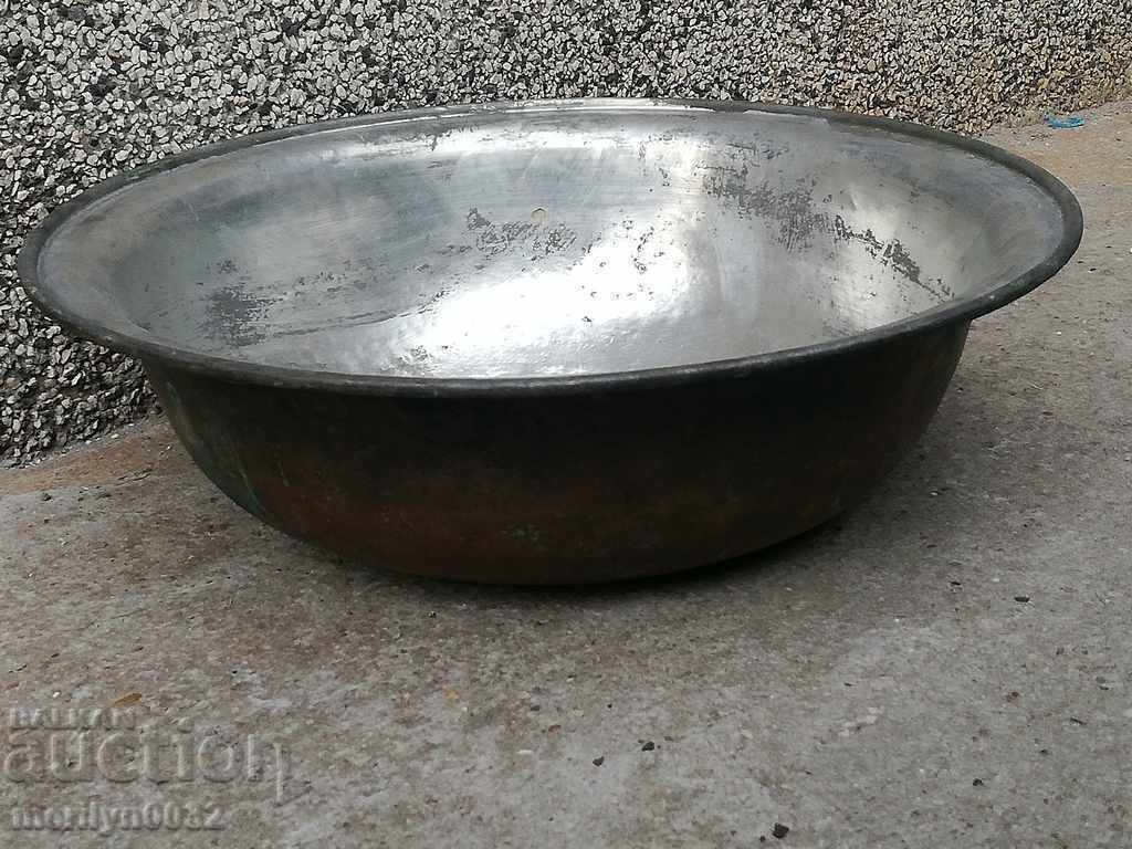Tinned basin, copper vessel, copper, trough with price 159.00 BGN | € 81.30