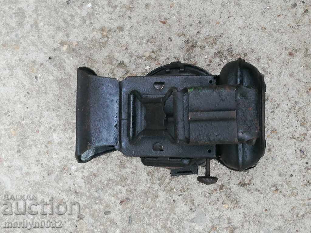 Delivery of Old German Railway Flashlight Lamp Spotlight