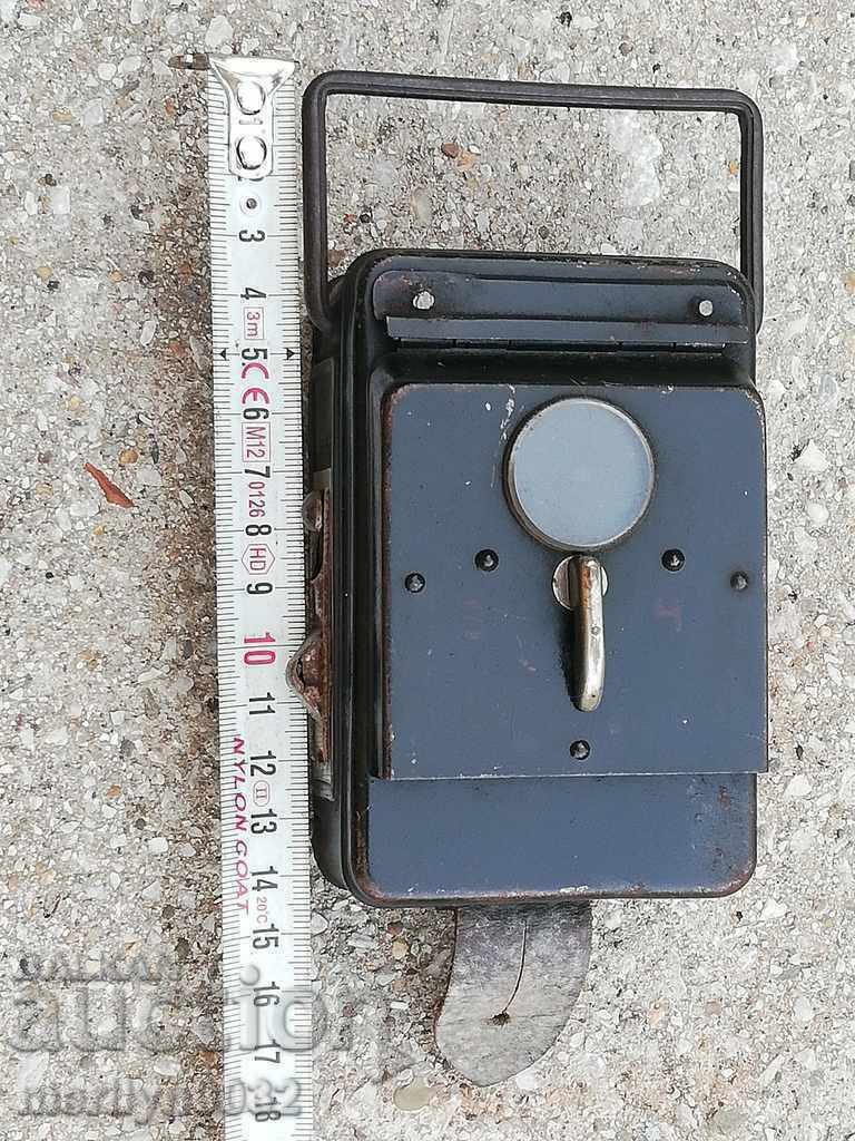 Auction Old flashlight DAIMON lamp searchlight WERMACHT WW2 Auction Old flashlight DAIMON lamp searchlight WERMACHT WW2