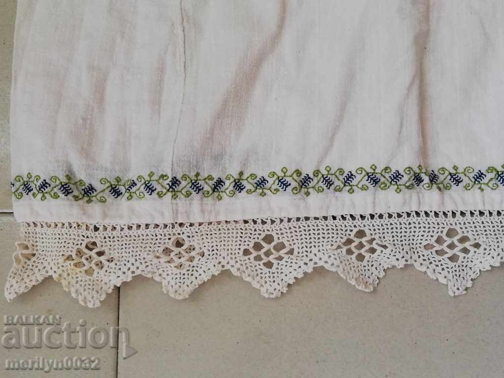 Delivery of Embroidered shirt wear embroidery lace