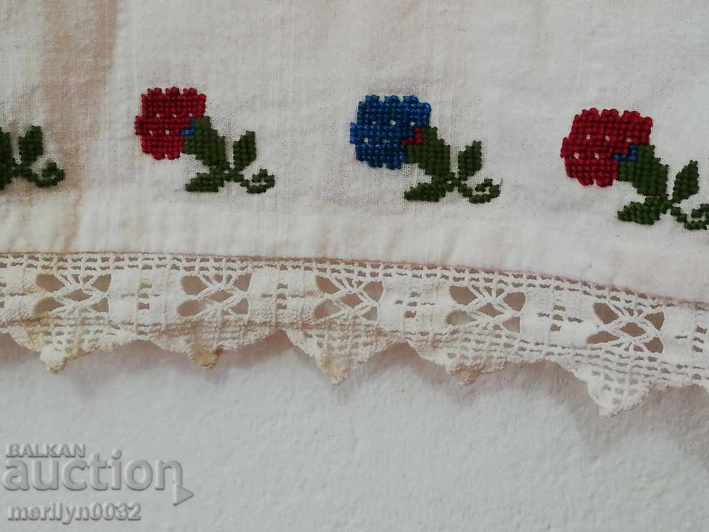 Embroidered shirt wearing lace embroidery with price 128.00 BGN | € 65.45 Embroidered shirt wearing lace embroidery with price 128.00 BGN | € 65.45