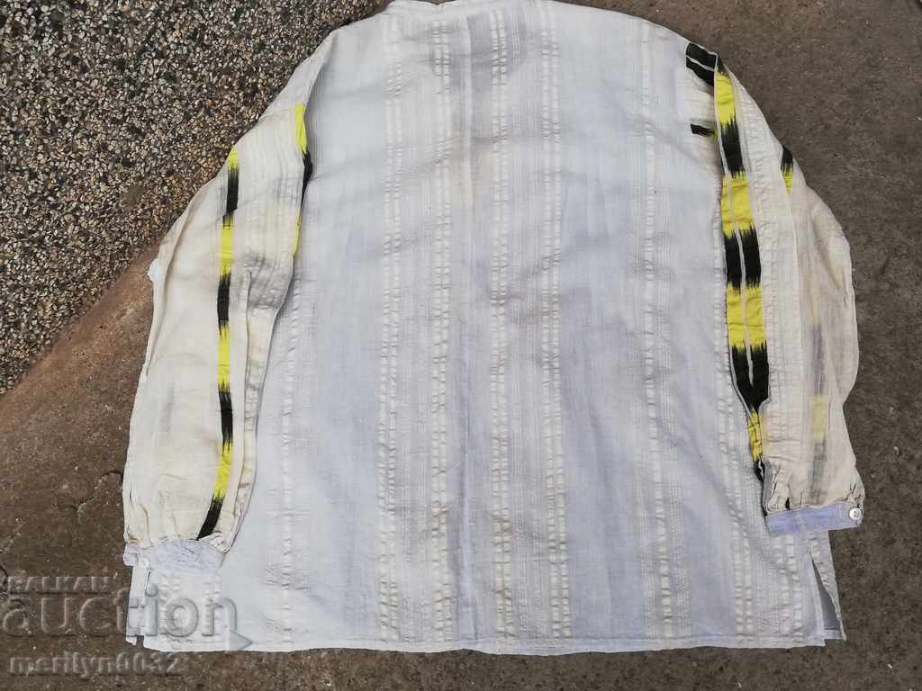 Embroidered shirt costume embroidery lace silk kenar with price 77.00 BGN | € 39.37 Embroidered shirt costume embroidery lace silk kenar with price 77.00 BGN | € 39.37