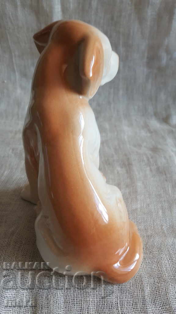 Delivery of Collectible porcelain dog figure