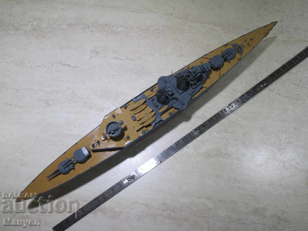 Delivery of I am selling an old model warship.RRRRRRRRRRRR Delivery of I am selling an old model warship.RRRRRRRRRRRR