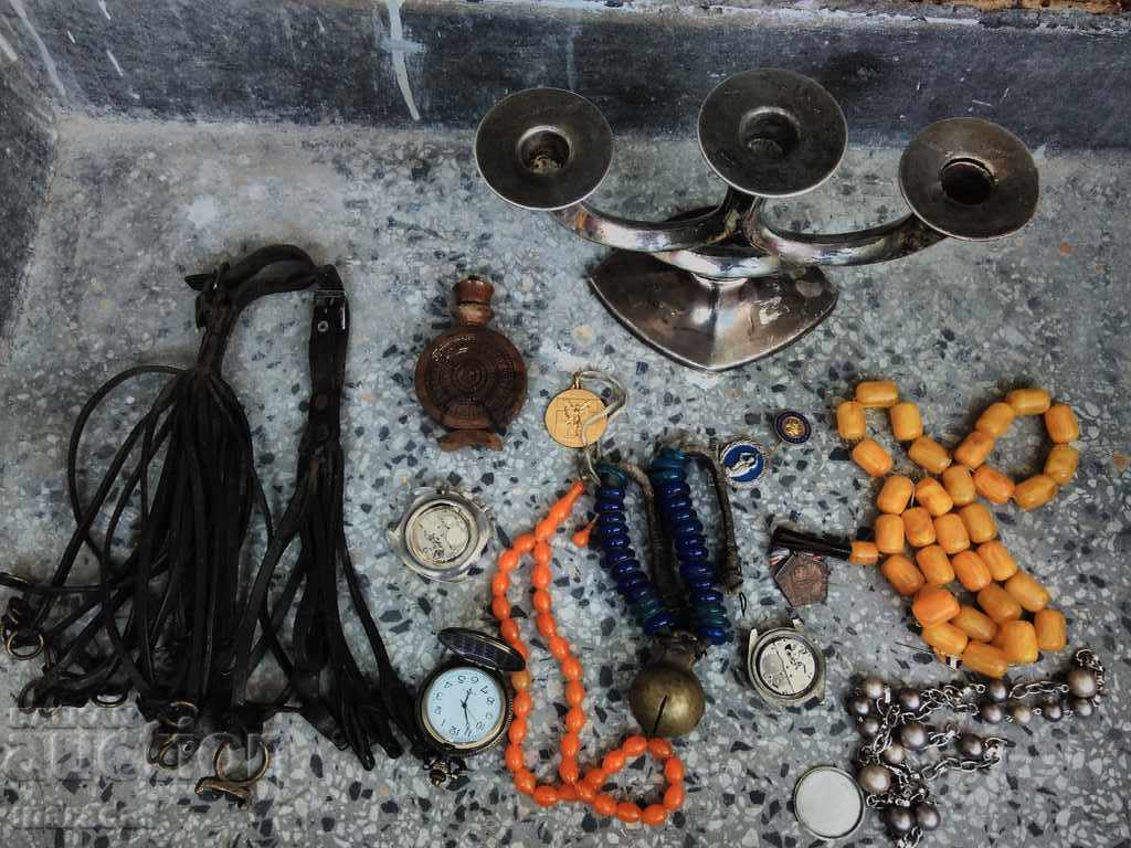 Lots of items Lots of items