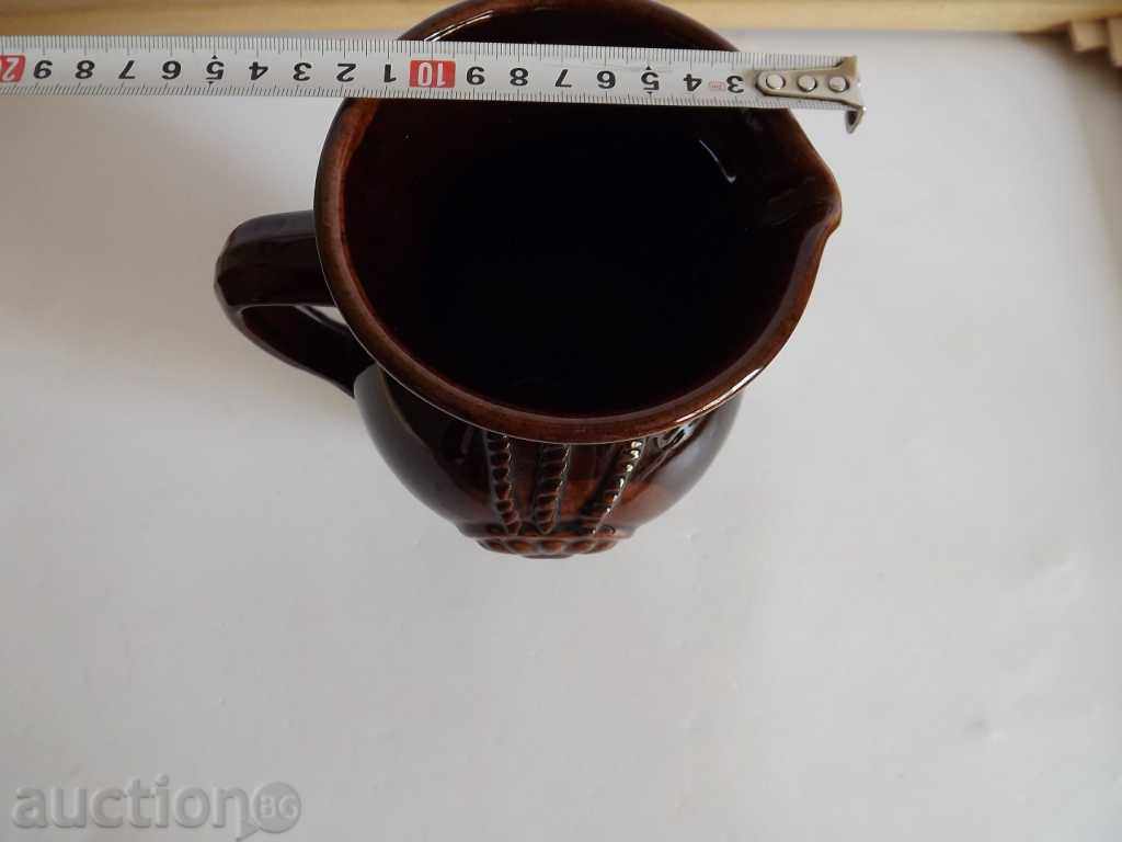 Auction . LARGE SOTS CERAMIC WINE HEAT Auction . LARGE SOTS CERAMIC WINE HEAT