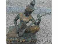 Фигура на хинди божество Сарасвати-богиня на мъдростта