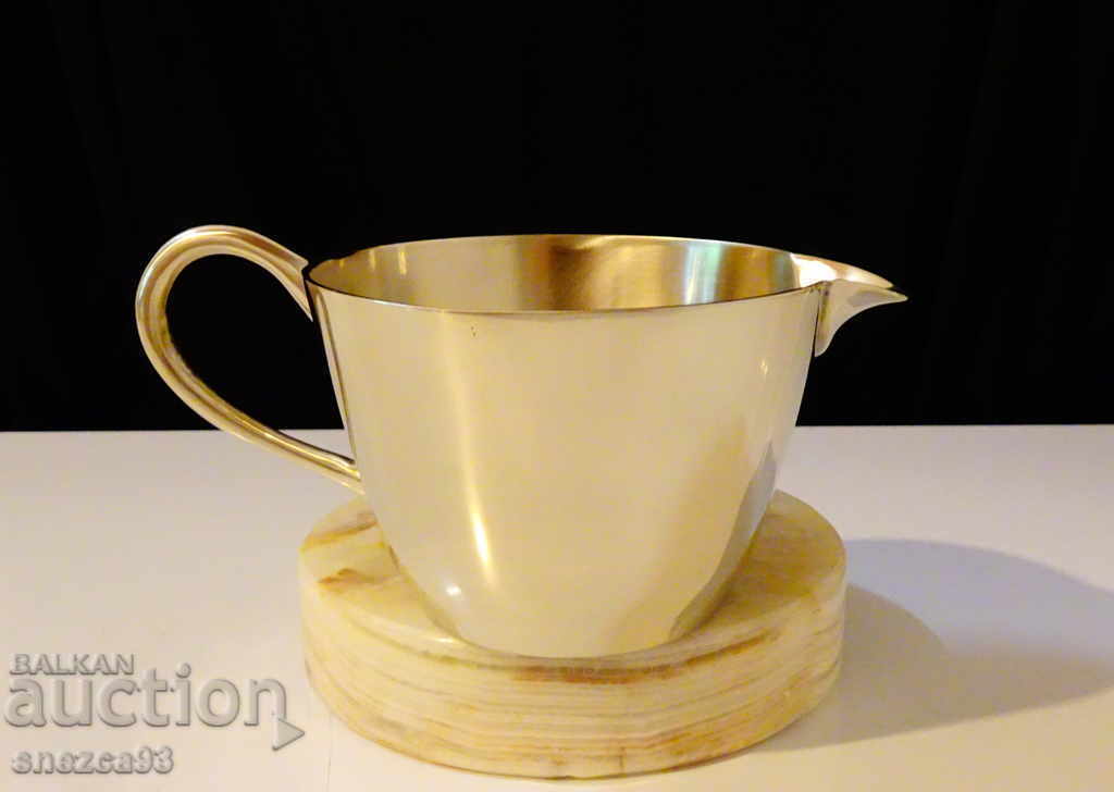 Bronze jug, pitcher, sauce boat, marked with price 36.00 BGN | € 18.41 Bronze jug, pitcher, sauce boat, marked with price 36.00 BGN | € 18.41