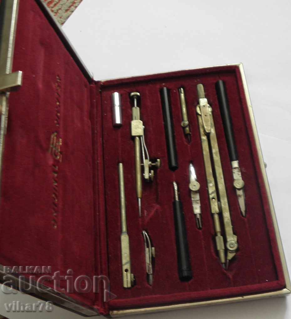 Auction  PORTUGAL BOX