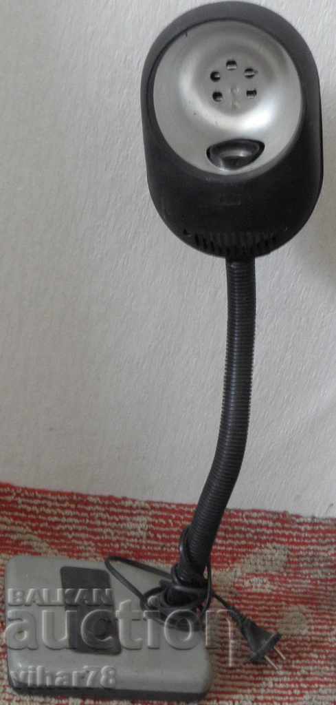 Veche lampă elastică cu preț € 31.99 | 62.57 BGN