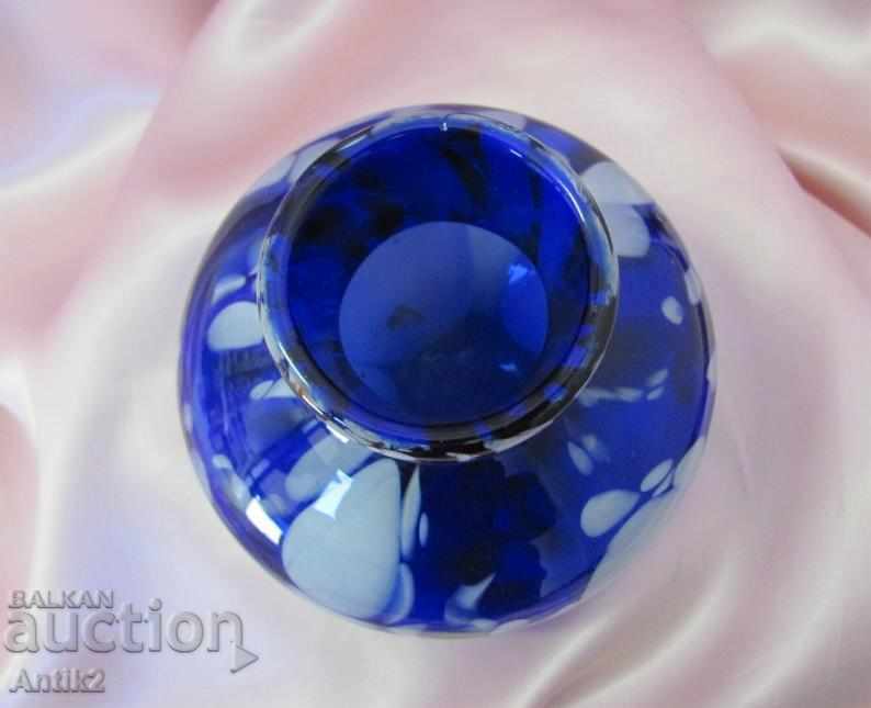 Παλιό μαριναρισμένο γυάλινο βάζο από γυαλί με τιμή 80.00 BGN | € 40.90 Παλιό μαριναρισμένο γυάλινο βάζο από γυαλί με τιμή 80.00 BGN | € 40.90