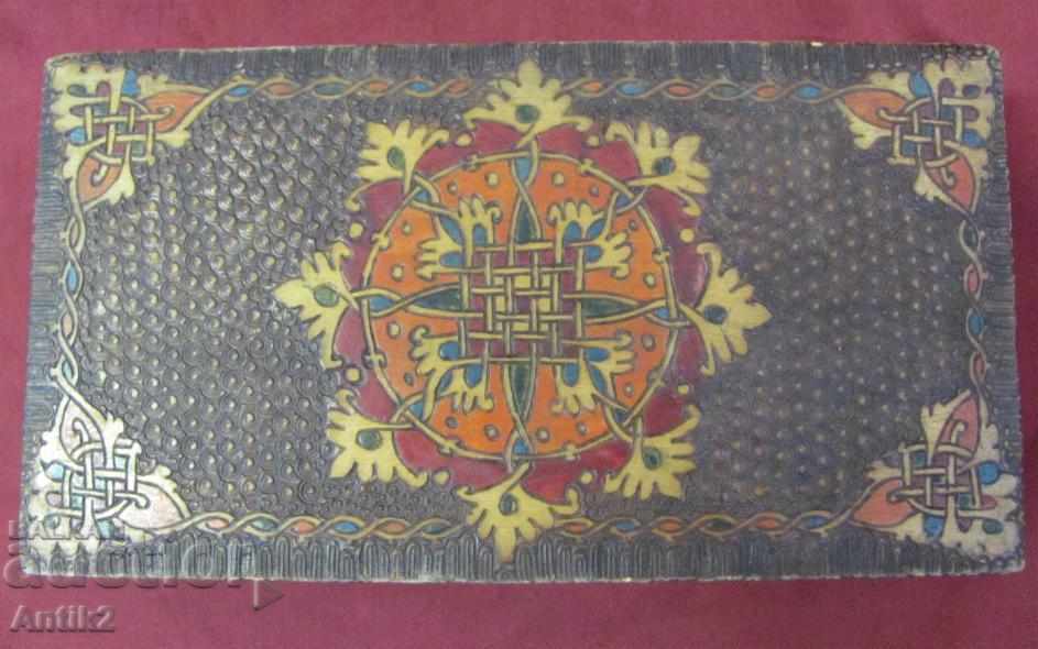 Licitație Cutie de bijuterii din lemn antic din secolul XIX Licitație Cutie de bijuterii din lemn antic din secolul XIX