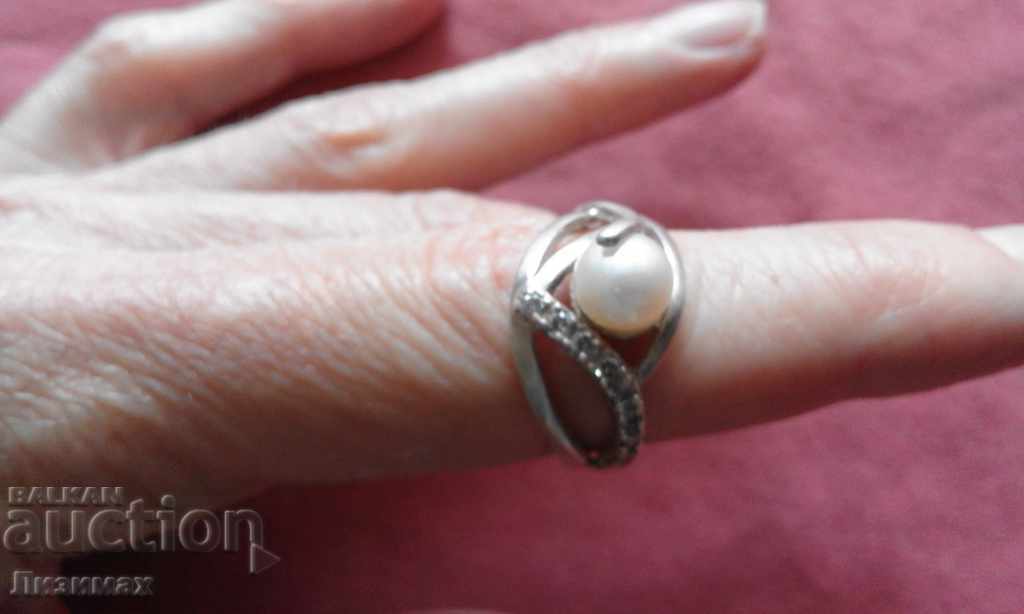 silver lady's pearl ring - delicate, exquisite workmanship! K. with price 39.98 BGN | € 20.44 silver lady's pearl ring - delicate, exquisite workmanship! K. with price 39.98 BGN | € 20.44