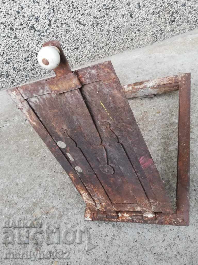 Detail door of an old stove jamal lid fireplace with price 63.00 BGN | € 32.21 Detail door of an old stove jamal lid fireplace with price 63.00 BGN | € 32.21