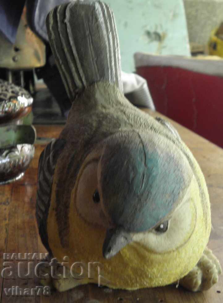 Auction A LOT OF TWO OLD BIRDS Auction A LOT OF TWO OLD BIRDS