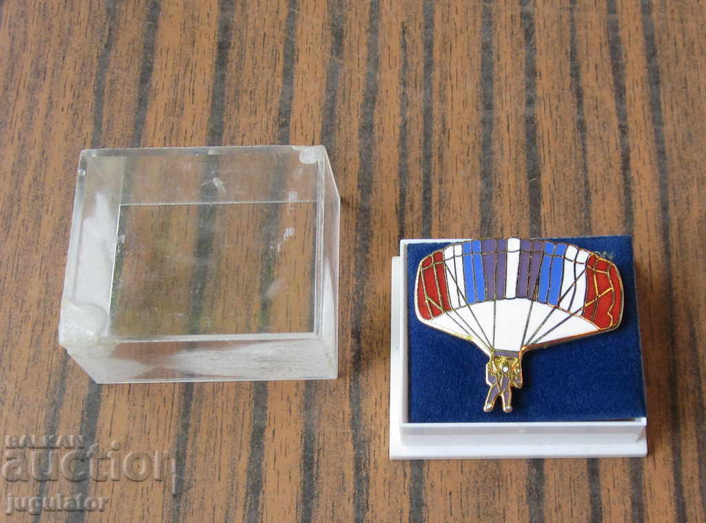 Licitație vechi parașuta militară franceză parașută insigne parașută în cutie
