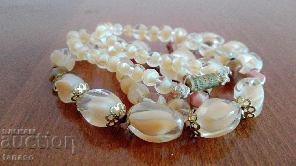 Стара огърлица с цена 15.00 лв. | € 7.67 Стара огърлица с цена 15.00 лв. | € 7.67