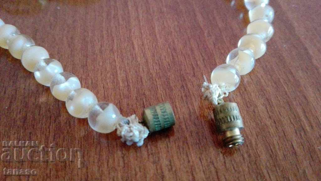 Доставка на Стара огърлица Доставка на Стара огърлица