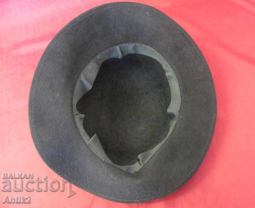 30s Lady's Hat Black Felt - 5 30s Lady's Hat Black Felt - 5
